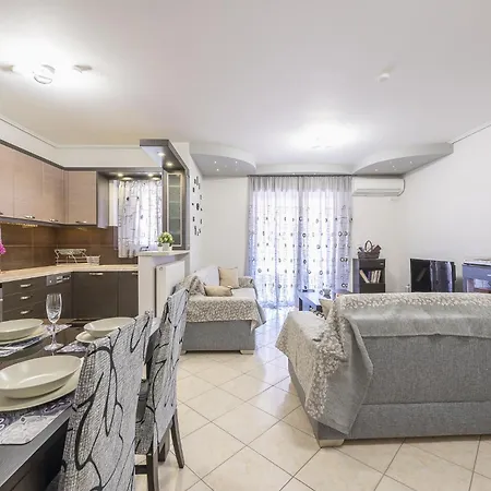 Rigas In Ilioupoli Apartment