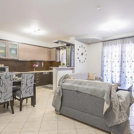 Rigas In Ilioupoli Apartment Athens